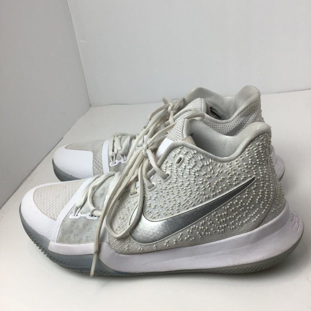 Nike Kyrie 3 White Chrome Size 9.5 - Picture 5 of 8